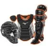Mizuno Samurai Adult Baseball Boxed Catcher's Gear Set 16" 1 Mizuno Samurai Adult Baseball Boxed Catcher's Gear Set 16" -Mizuno Golf Store GUEST 4c7e385b 8a01 4a61 a96d b2a12fad4263 2